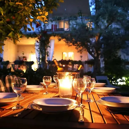 Apartments Rose Kastela Exterior photo