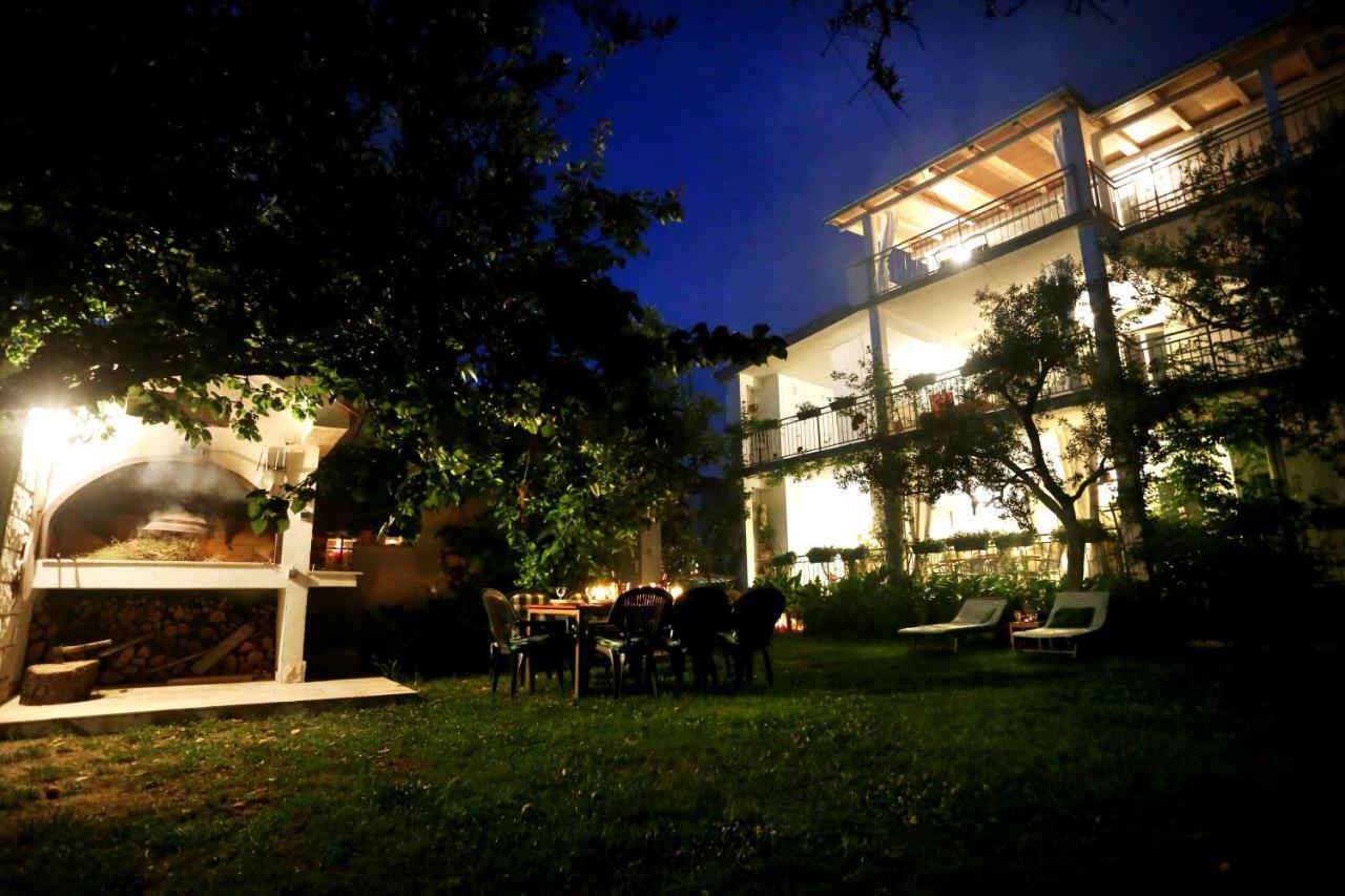 Apartment Rose Kastela